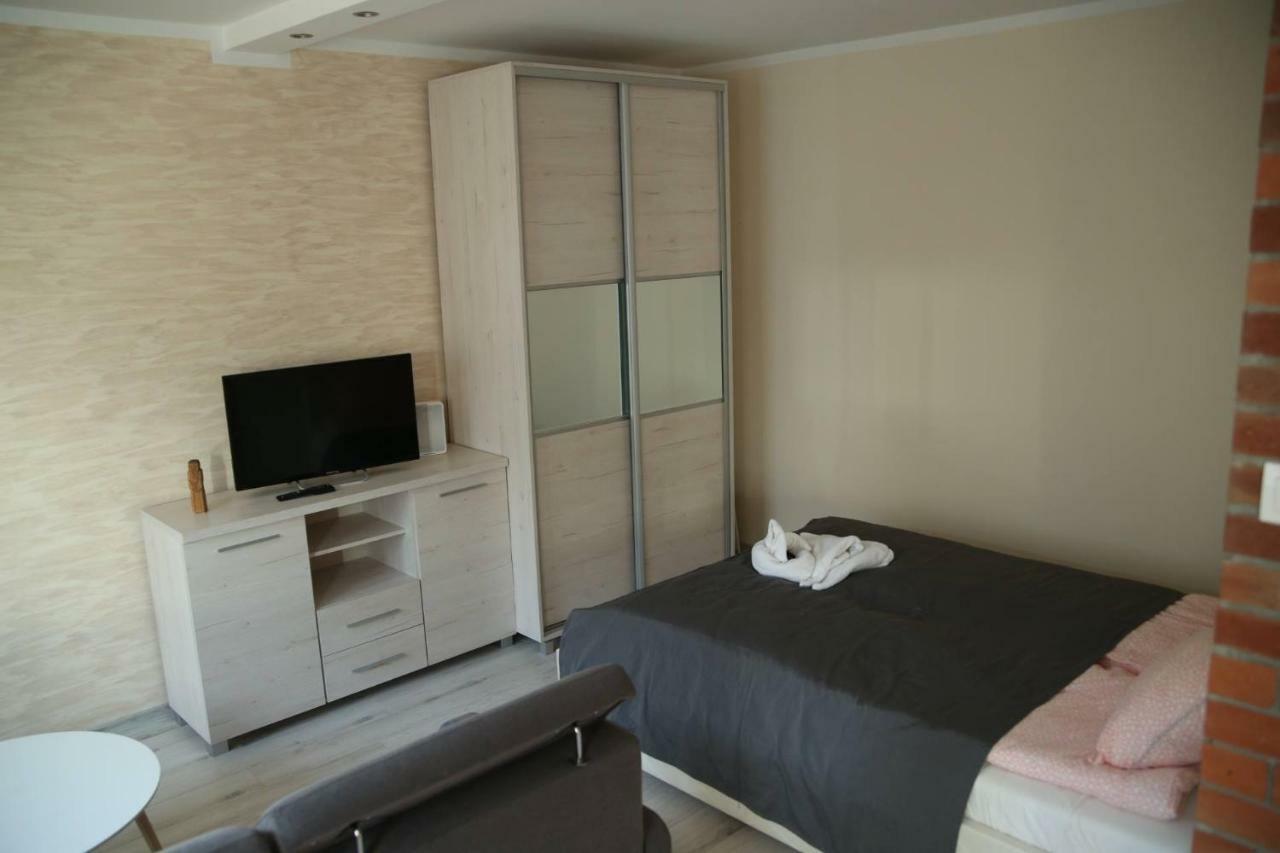 Alibi Apartament Boleslawiec Болеславец Экстерьер фото